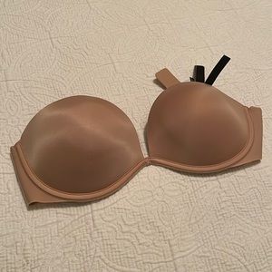 Victoria’s Secret adjustable strapless Bra Sz 32 D